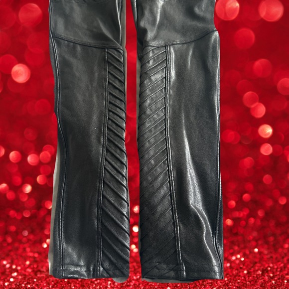 SPANX Faux Leather Moto Leggings Petite Size S P Black Pants Womens - Picture 4 of 6